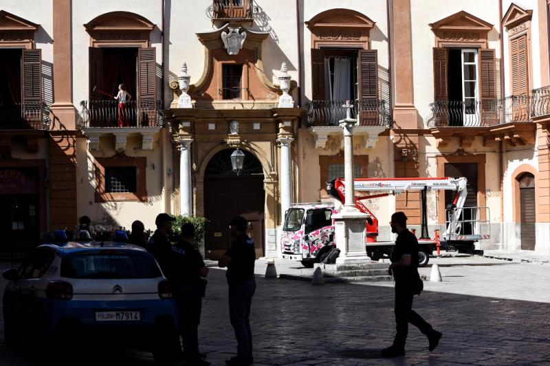 Protestas en Palermo por matrimonio de Dua Lipa - AFP