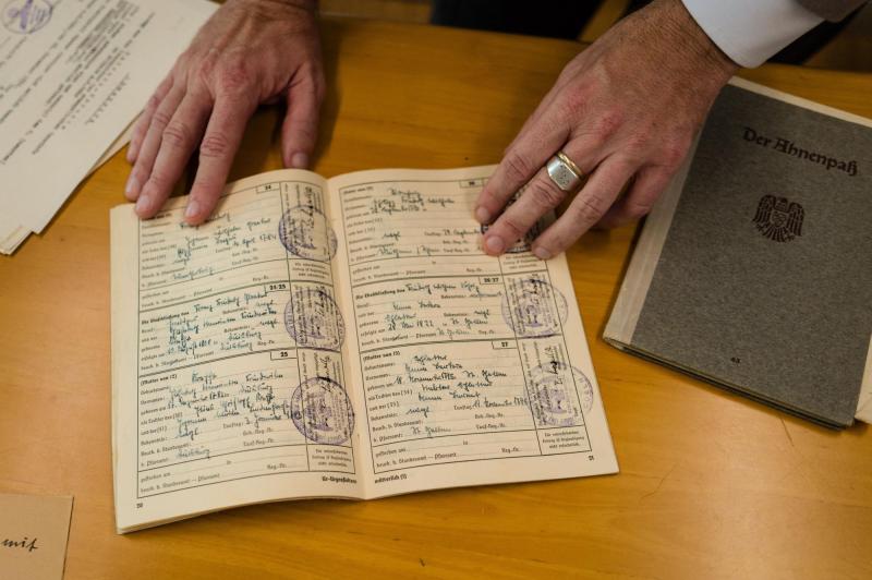 AFP - "¿Mi abuelo era nazi?": registros revelados desmontan mitos familiares en Alemania