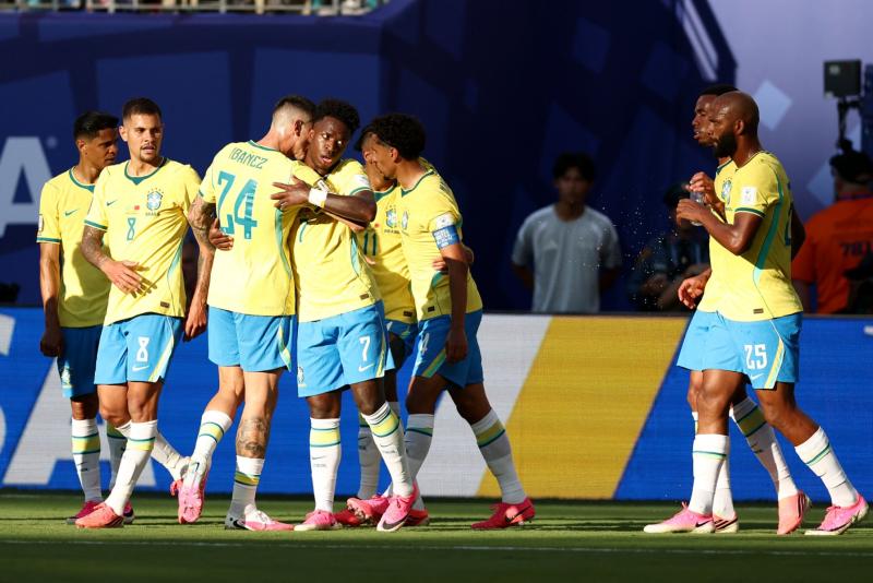 AFP - Brasil vuelve a jugar este viernes en el Mundial