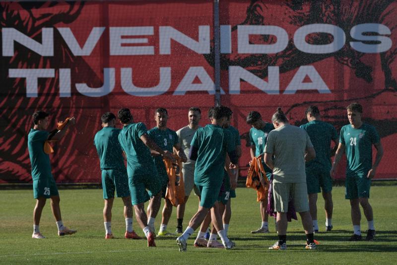 AFP - Irán presentará una queja ante la FIFA por las "restricciones" que se le "imponen"