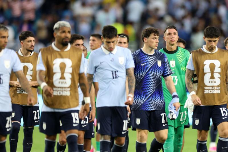AFP - Uruguay no logra despegar en el Mundial