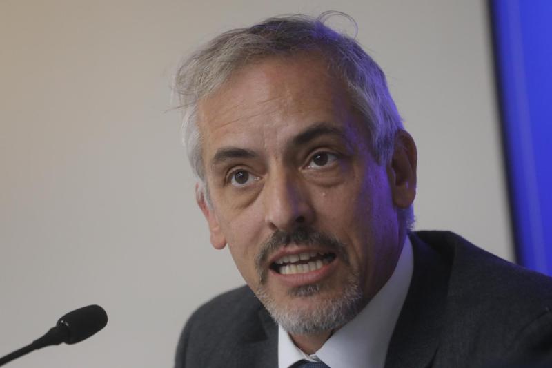 Agencia Uno - El documento firmado por Luis Thayer en el SERMIG que flexibilizó requisitos clave para el ingreso de haitianos a Chile