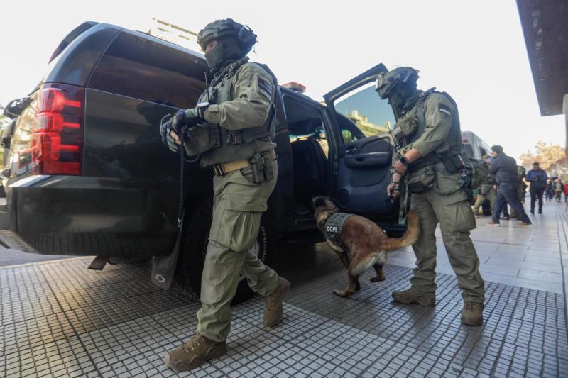 Avisos de bombas en Santiago se enviaron por correo electrónico - Agencia Uno