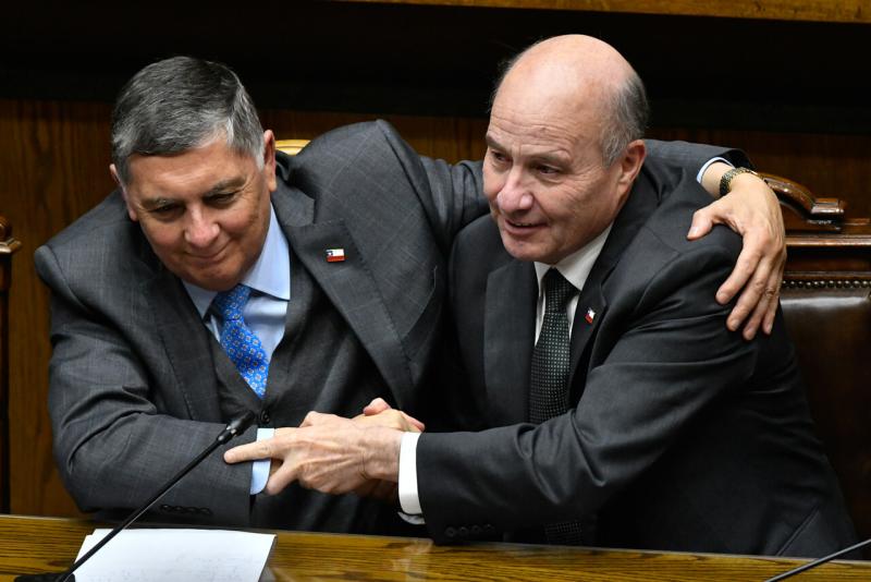 Agencia UNO - Megarreforma avanza en el Senado: Gobierno busca sumar apoyos antes de la discusión en comisiones