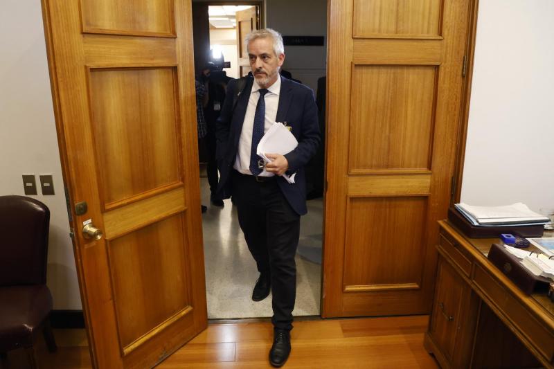 Aton - Exdirector del SERMIG responde tras denuncia por ingreso de niños haitianos a Chile