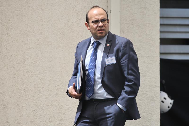 Aton- Subsecretario Máximo Pavez