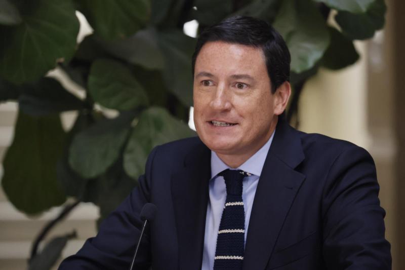 Aton- Arturo Squella, senador electo y presidente del Partido Republicano