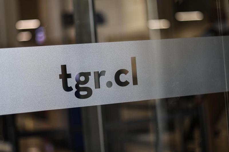 Aton - Embargos del CAE se han concentrado en ingresos sobre $3,5 millones: ¿qué pasará con el resto de los deudores según la TGR?