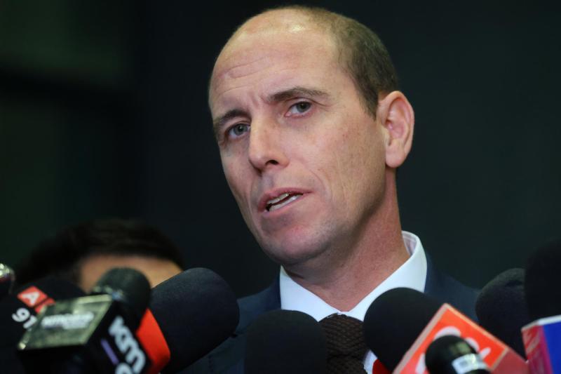 Aton- Martín Arrau, ministro de Seguridad