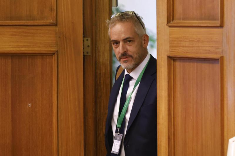 Aton- Thayer fue foco de críticas del oficialismo