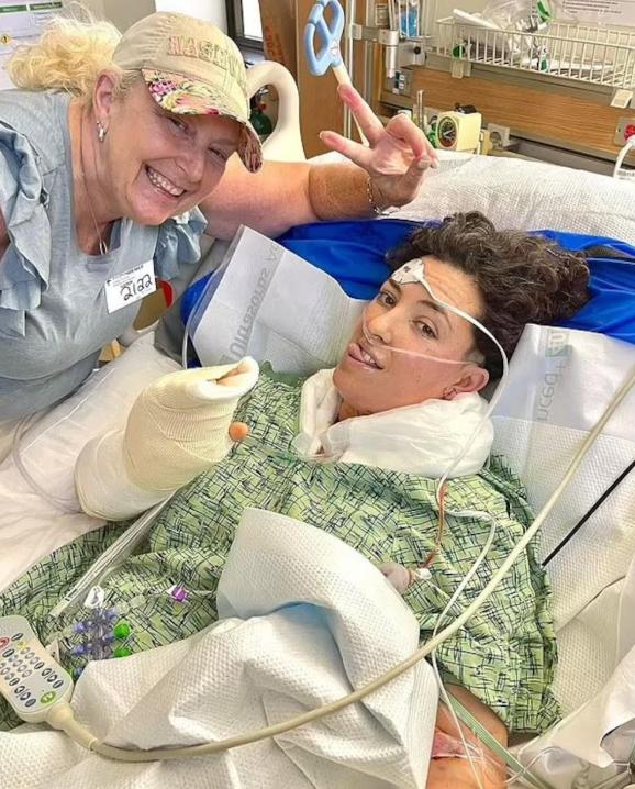 Facebook - Allie Shehorn tras ser operada