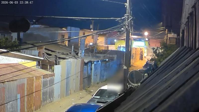 T13 - Video muestra momento de la balacera que dejó a joven muerta