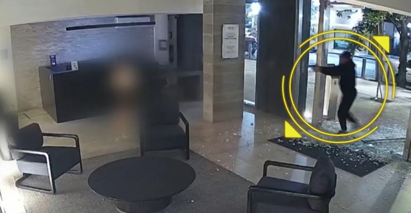 T13 - Hombre dejó el Tren de Aragua para iniciar su propio giro delictual y fue acribillado en hall de su edificio