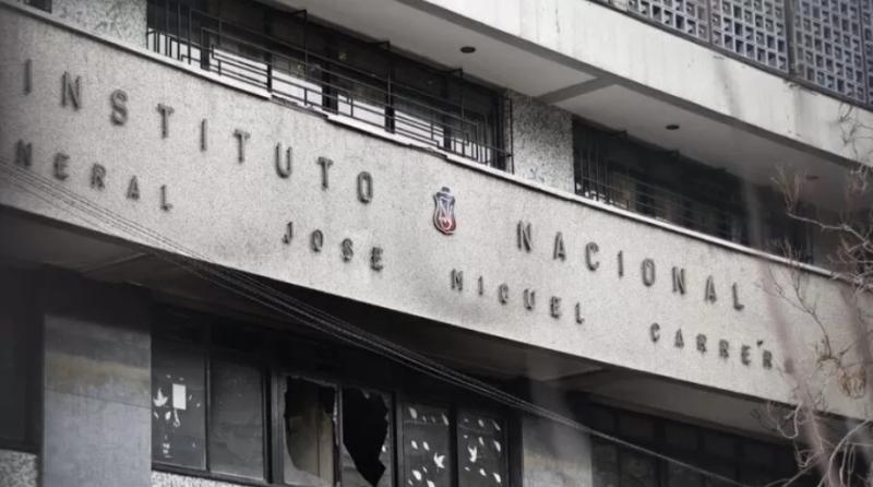 Ex Ante - La violencia no cede en el Instituto Nacional: clases online y vacaciones tras amenaza de tiroteo