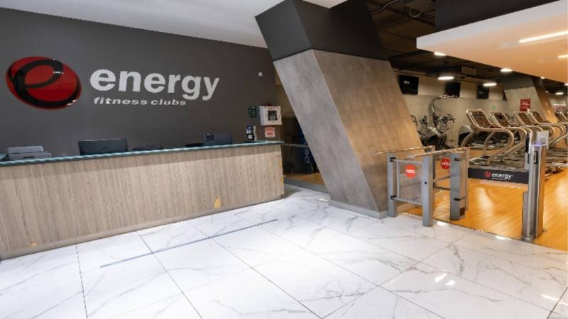 Google Maps - Hija del fundador de Energy rompe el silencio por críticas a nuevo recinto deportivo tras la quiebra de la cadena
