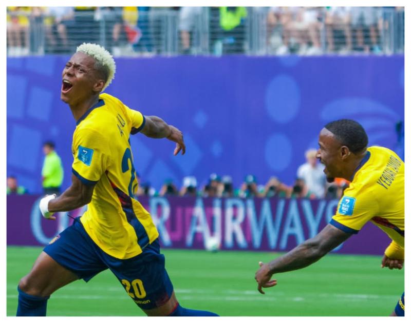Ecuador enfrenta a Alemania por el Mundial - Instagram @latriecu