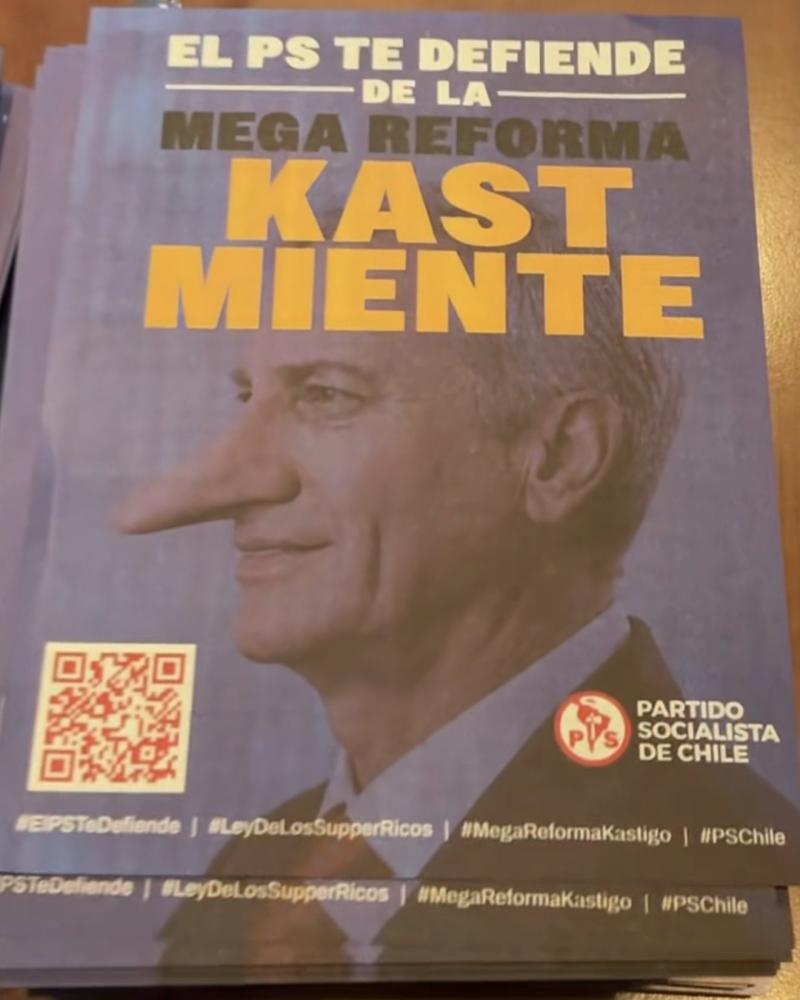 El folleto del PS con caricatura del Presidente Kast