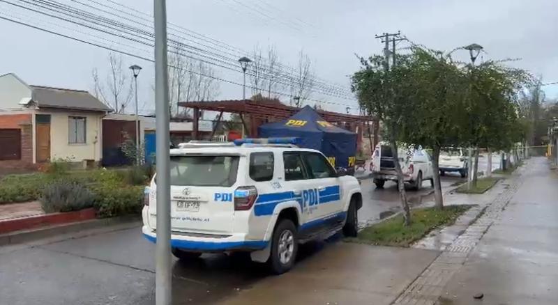 Investigan presunto femicidio en Río Claro: Víctima murió asesinada con arma blanca