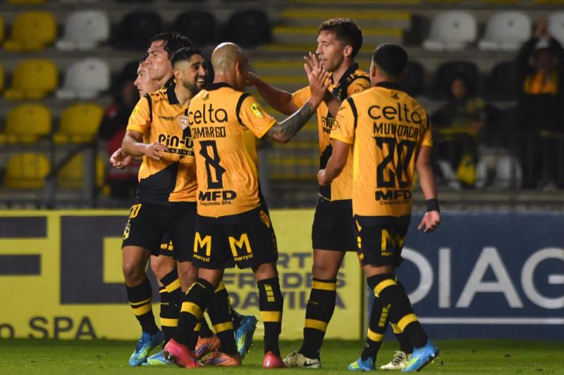 Chilenos conocen programación en Libertadores - Photosport