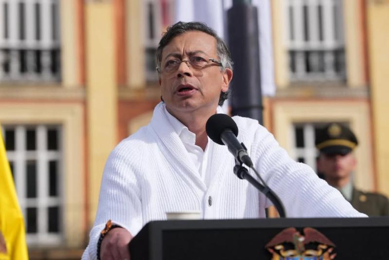 Petro cuestiona resultado electoral en Colombia y pide revisar todos los votos