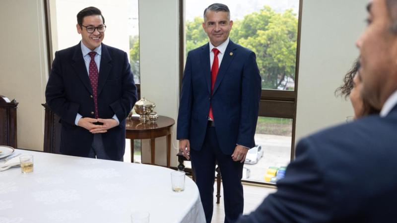 Cedida - Fiscal de Antofagasta, Juan Castro Bekios (centro de la imagen), y la posible presencia de mafia extranjera