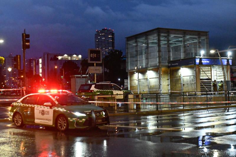 Agencia UNO - Nuevos antecedentes por fatal choque en estación de Viña: conductor detenido sería el responsable y mujer que cayó al recinto no tenía licencia