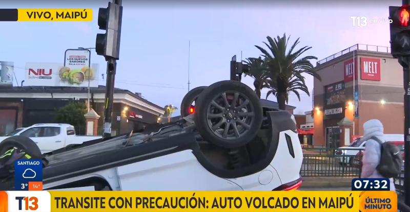 T13 - Así quedó el vehículo tras accidente en Maipú