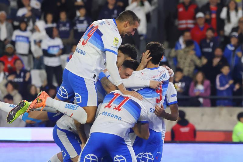 Católica enfrenta a Estudiantes por la Libertadores - Photosport