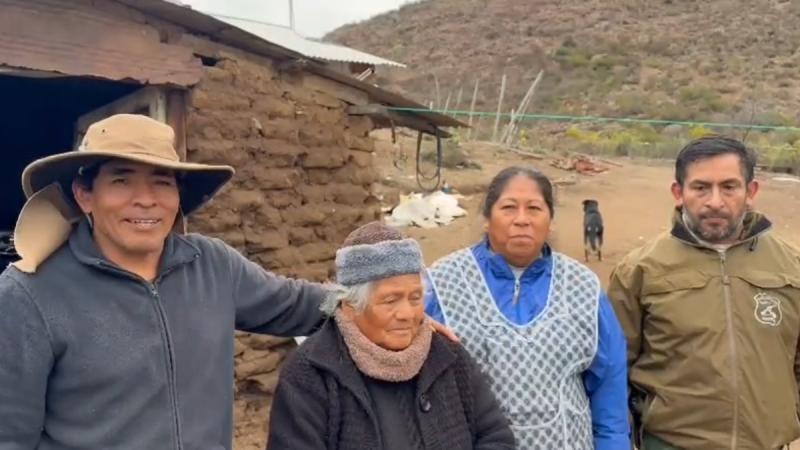 Carabineros encuentra con vida a familia desaparecida - Cedida T13