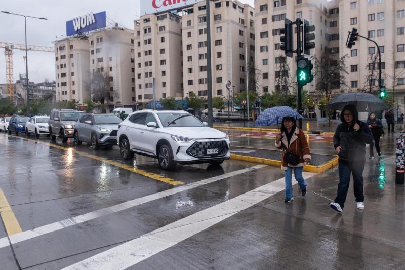 Agencia Uno - Lluvia en Santiago