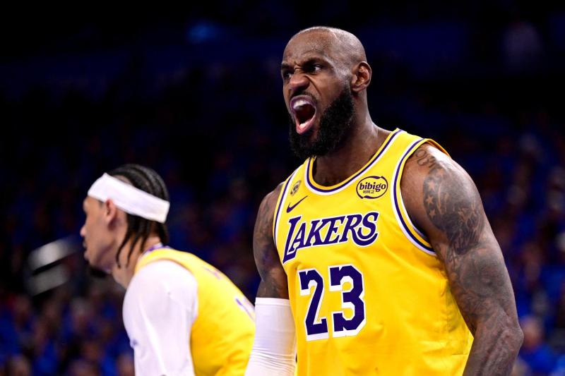 AFP - LeBron James, máximo anotador histórico de la NBA y ganador de cuatro anillos, jugará 25 temporadas en la liga, récord absoluto