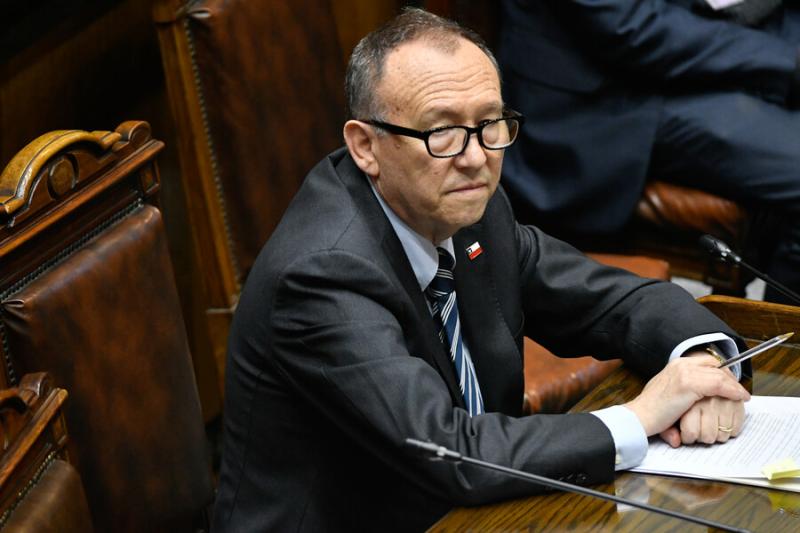 Gobierno se abre al diálogo por proyecto "escucha su corazón" - Agencia Uno