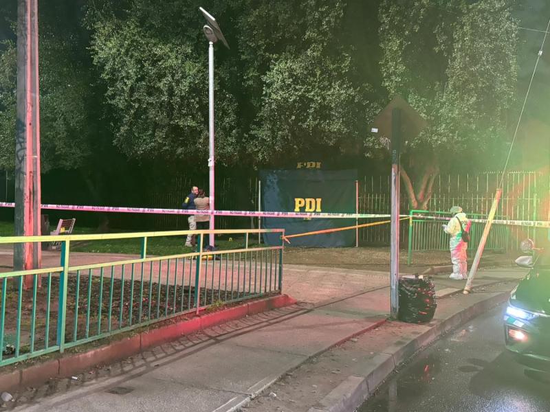 Un muerto y un herido tras ataque a balazos en Pudahuel