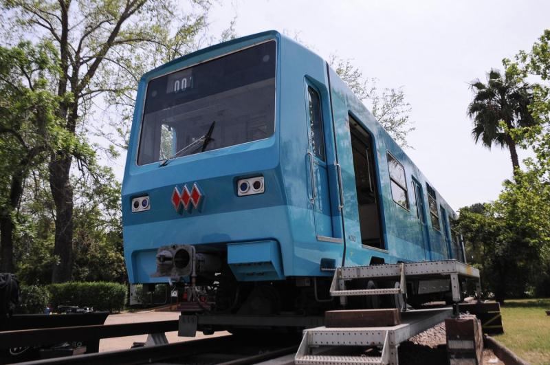 El modelo del tren del Metro que se incendió en Santa Isabel - Agencia Uno