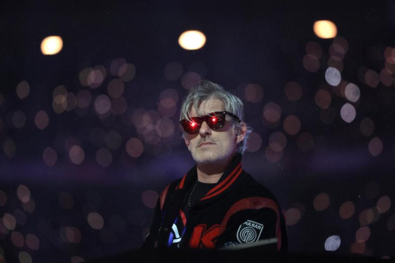 AFP - Hallan muerto al DJ francés Kavinsky, autor de "Nightcall", en su domicilio en París