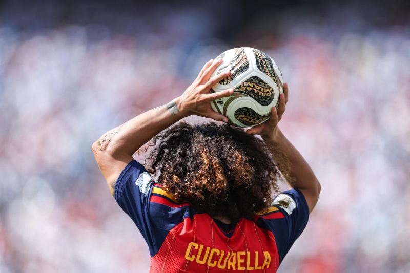 AFP News | El irreconocible look de Marc Cucurella: Le dijo adiós a sus rizos