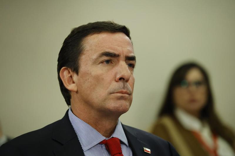 Aton- Ministro Fernando Rabat