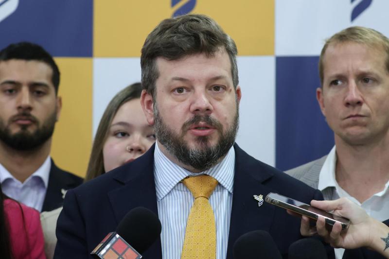 Aton- Exdiputado Johannes Kaiser