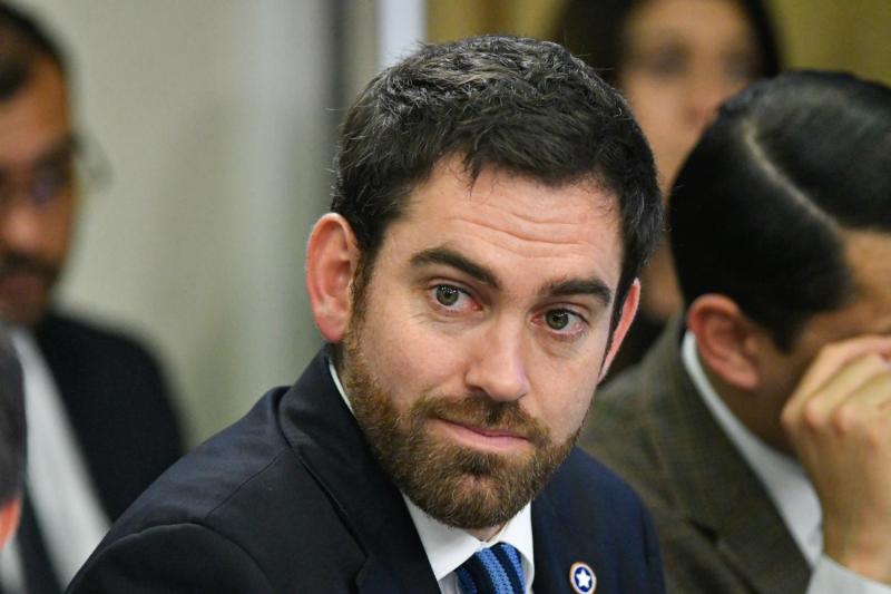 Agencia Uno- Diputado Kast arremetió contra Boric