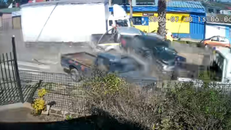 Cedida - Camión sin frenos provoca grave accidente en Cartagena