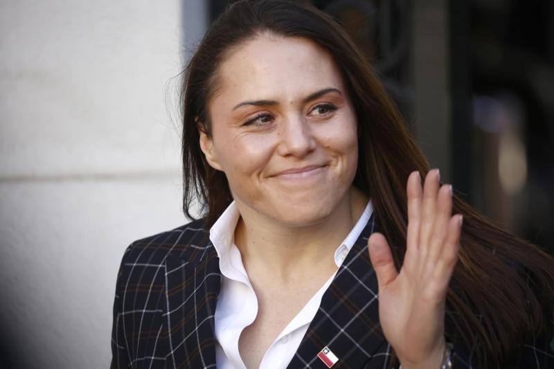 Aton- Ministra Natalia Duco