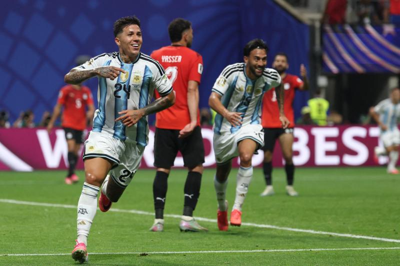 Argentina clasifica a cuartos del Mundial - AFP