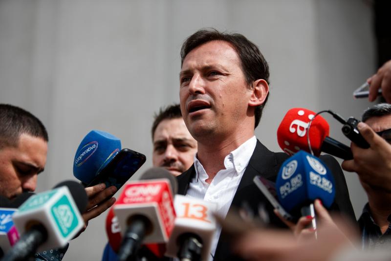 Agencia UNO - Alcalde de Coquimbo arremete contra el Gobierno por emergencia: "Estamos completamente solos"
