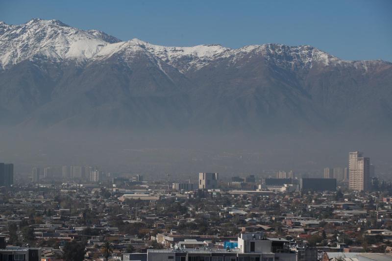 Declaran Alerta Ambiental en la RM para este domingo: estas son las restricciones - Agencia Uno