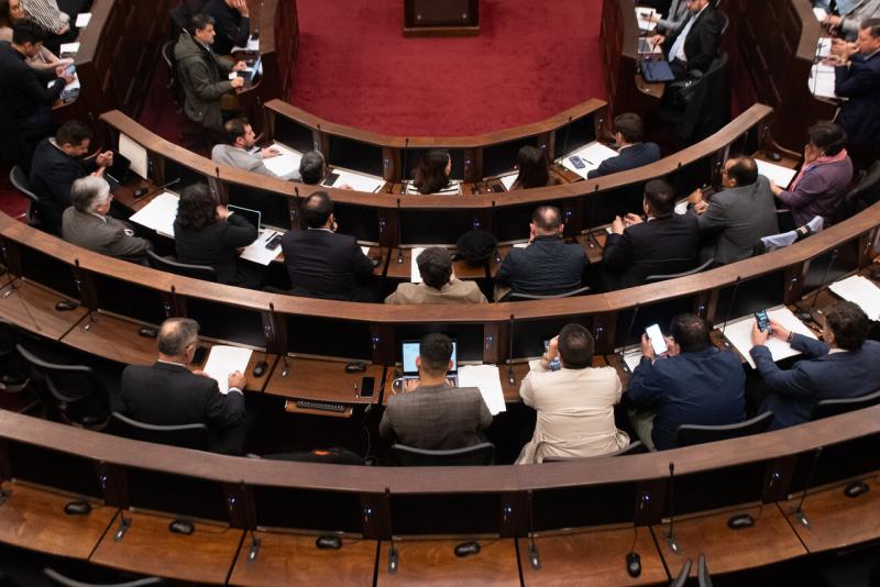 Agencia UNO - Comisión aprueba proyecto para reembolsar el IVA de pañales y medicamentos: quiénes podrían acceder al beneficio