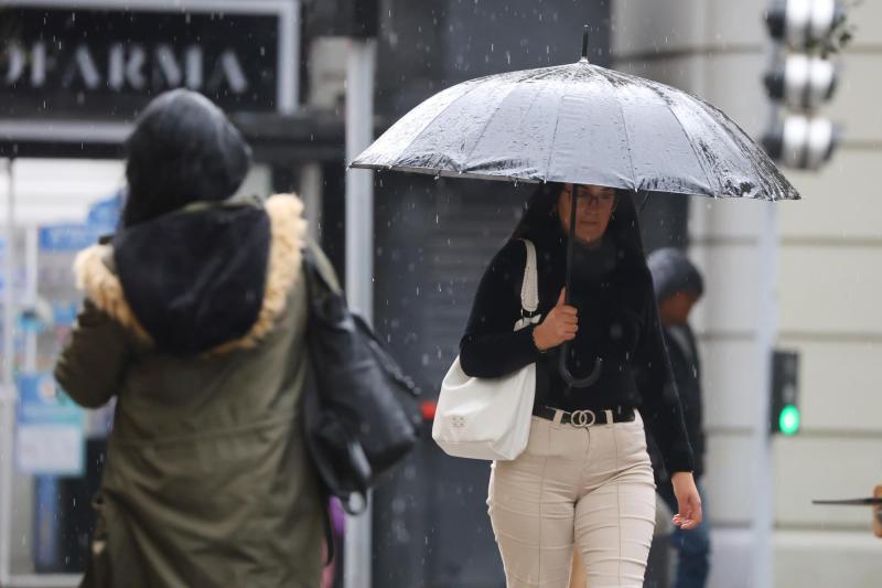 ¿A qué hora comienza la lluvia en Santiago? - Aton