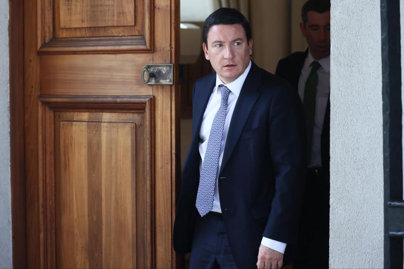 Aton- Arturo Squella, senador y presidente del Partido Republicano
