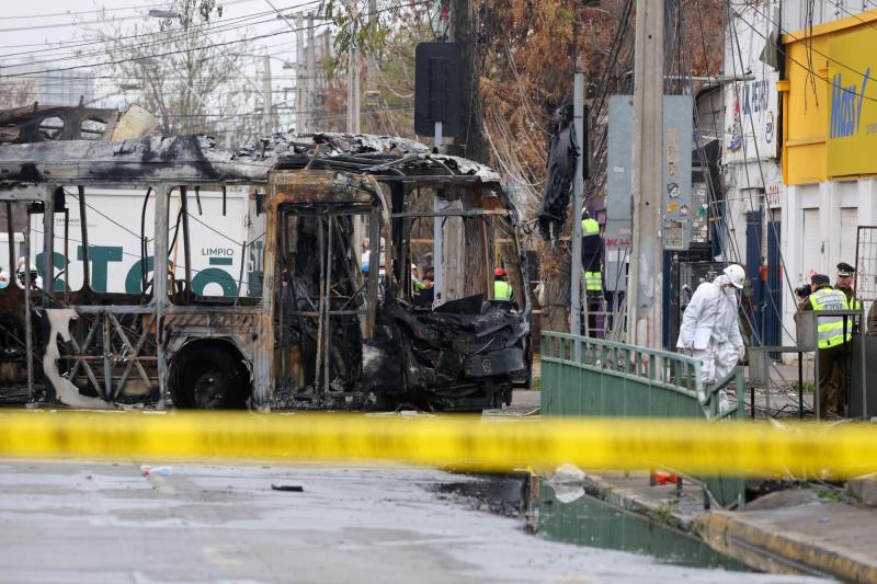 Así fue la huida del vehículo que provocó choque e incendio en Franklin - Aton