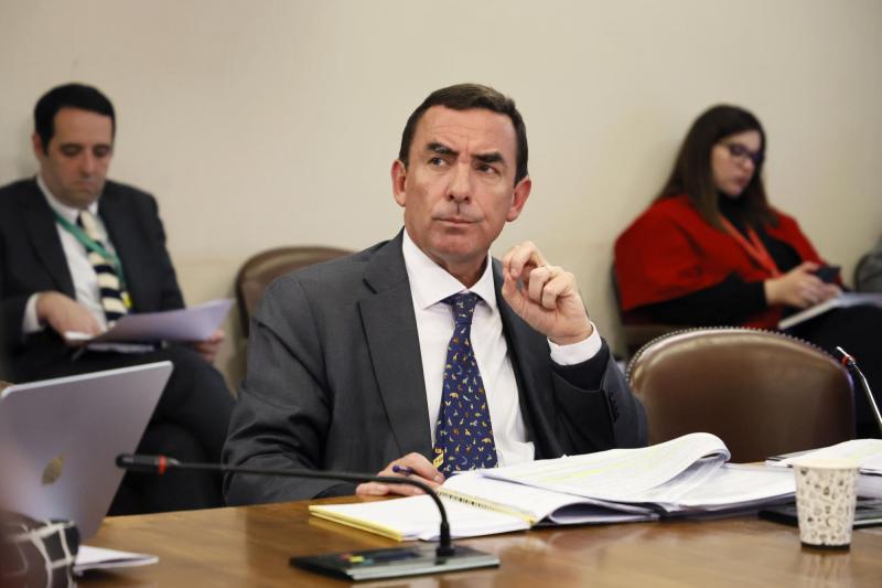 Aton- Carta solicitando eliminar el INDH es dirigida al ministro de Justicia, Fernando Rabat