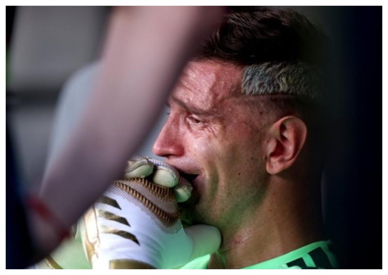Dibu Martínez abre la puerta a una retirada de la selección argentina - Instagram: @emi_martinez26